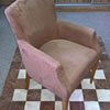 Židle Kolombo očalouněná velmi odolnou látkou Bruss, která imituje vzhled broušené kůže.