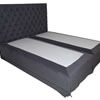 Luxusní postel Boxspring očalouněná textilií Mystic v šedém odstínu.              