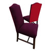 Jídelní židle jsme očalounili potahovou textilií Mystic v kombinaci červeného a vínového odstínu.