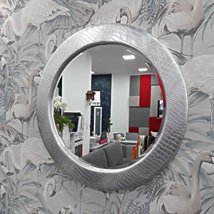 Zrcadlo s čalouněným rámem kulaté